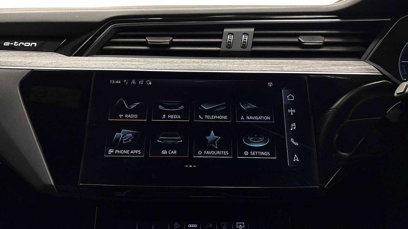 Used Audi e-tron 2022 for sale - 78016260: Photo 9