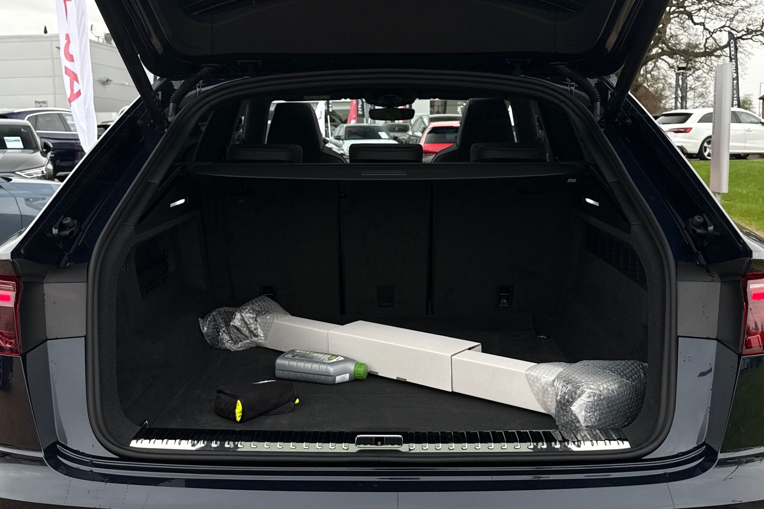 Used Audi SQ8 2026 for sale - 78121181: Photo 6