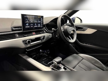 Used Audi A4 2023 for sale - 78367803: Photo