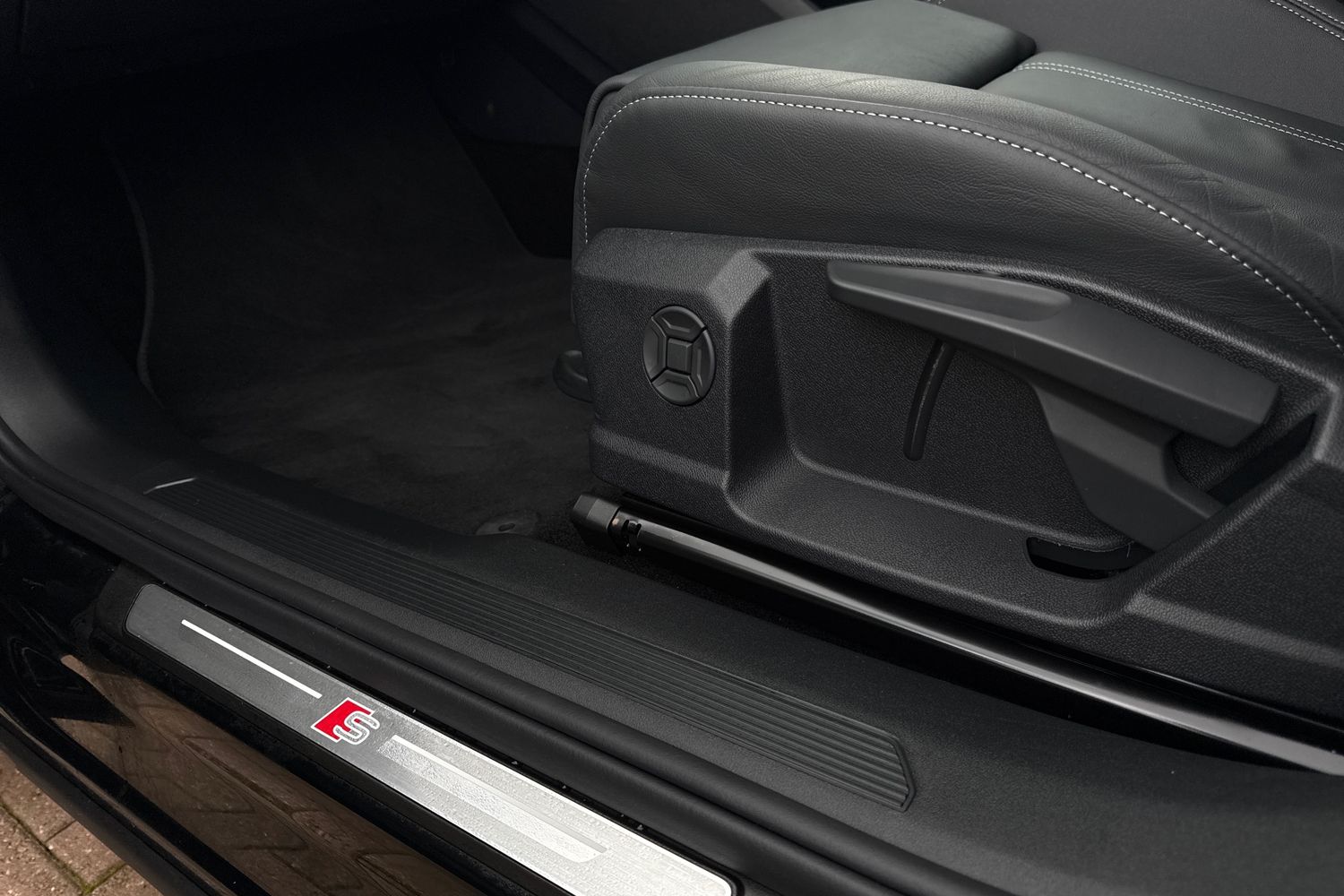 Used Audi Q4 e-tron 2025 for sale - 77747764: Photo 34