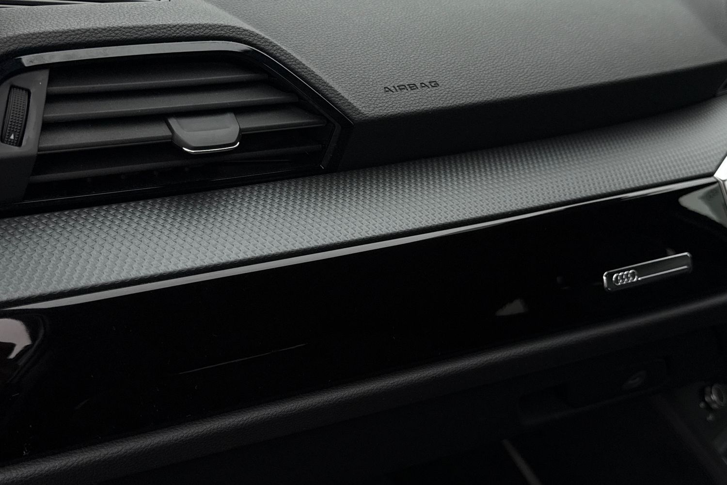 Used Audi Q3 2023 for sale - 76985232: Photo 34