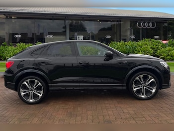 Used Audi Q3 2023 for sale - 76985232: Photo