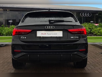 Used Audi Q3 2023 for sale - 76985232: Photo
