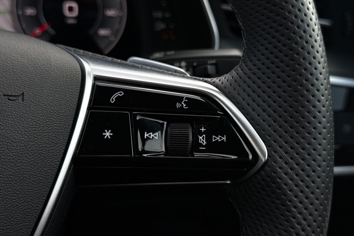 Used Audi A6 Saloon 2024 for sale - 76300015: Photo 36