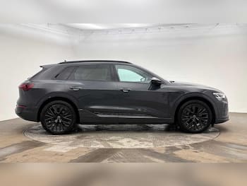 Used Audi Q8 e-tron 2023 for sale - 79827593: Photo