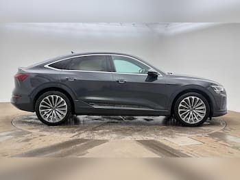 Used Audi Q8 e-tron 2023 for sale - 79827628: Photo