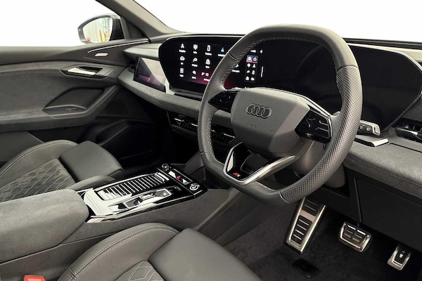 Used Audi Q6 e-tron 2025 for sale - 76316606: Photo 6