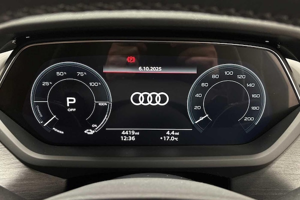 Used Audi e-tron GT 2024 for sale - 76232575: Photo 12