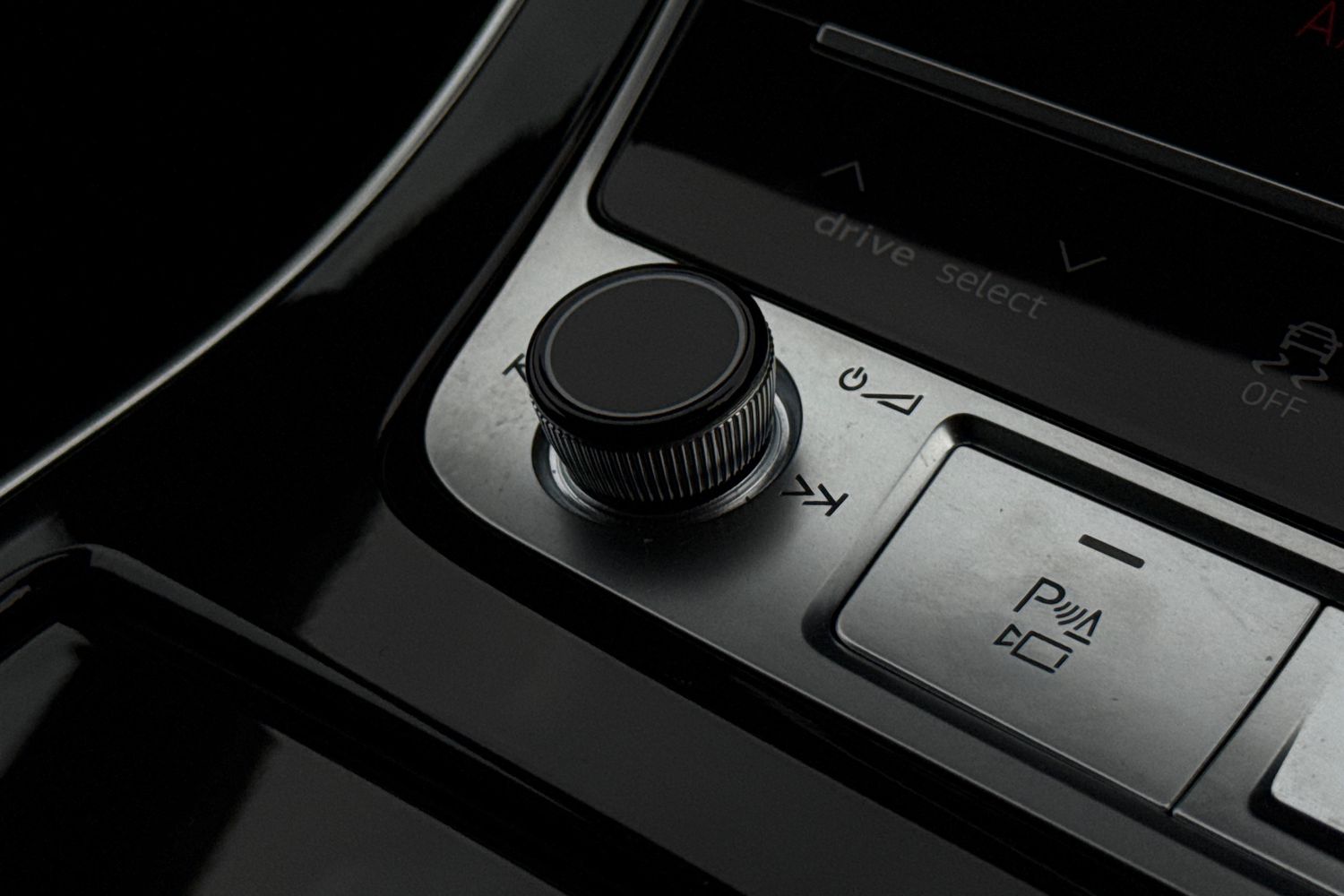 Used Audi Q8 2025 for sale - 76876025: Photo 45