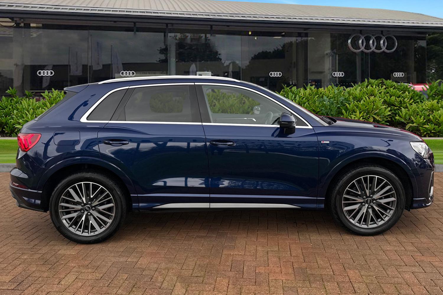 Used Audi Q3 2025 for sale - 76723924: Photo 3