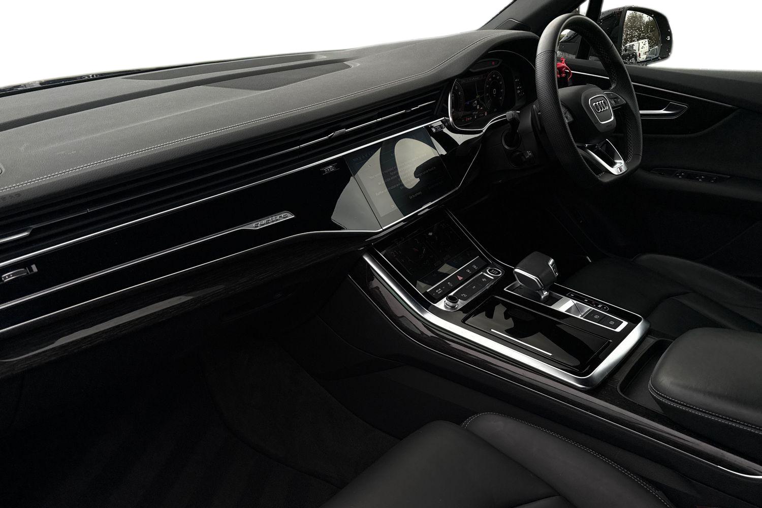 Used Audi Q7 2024 for sale - 77535470: Photo 9