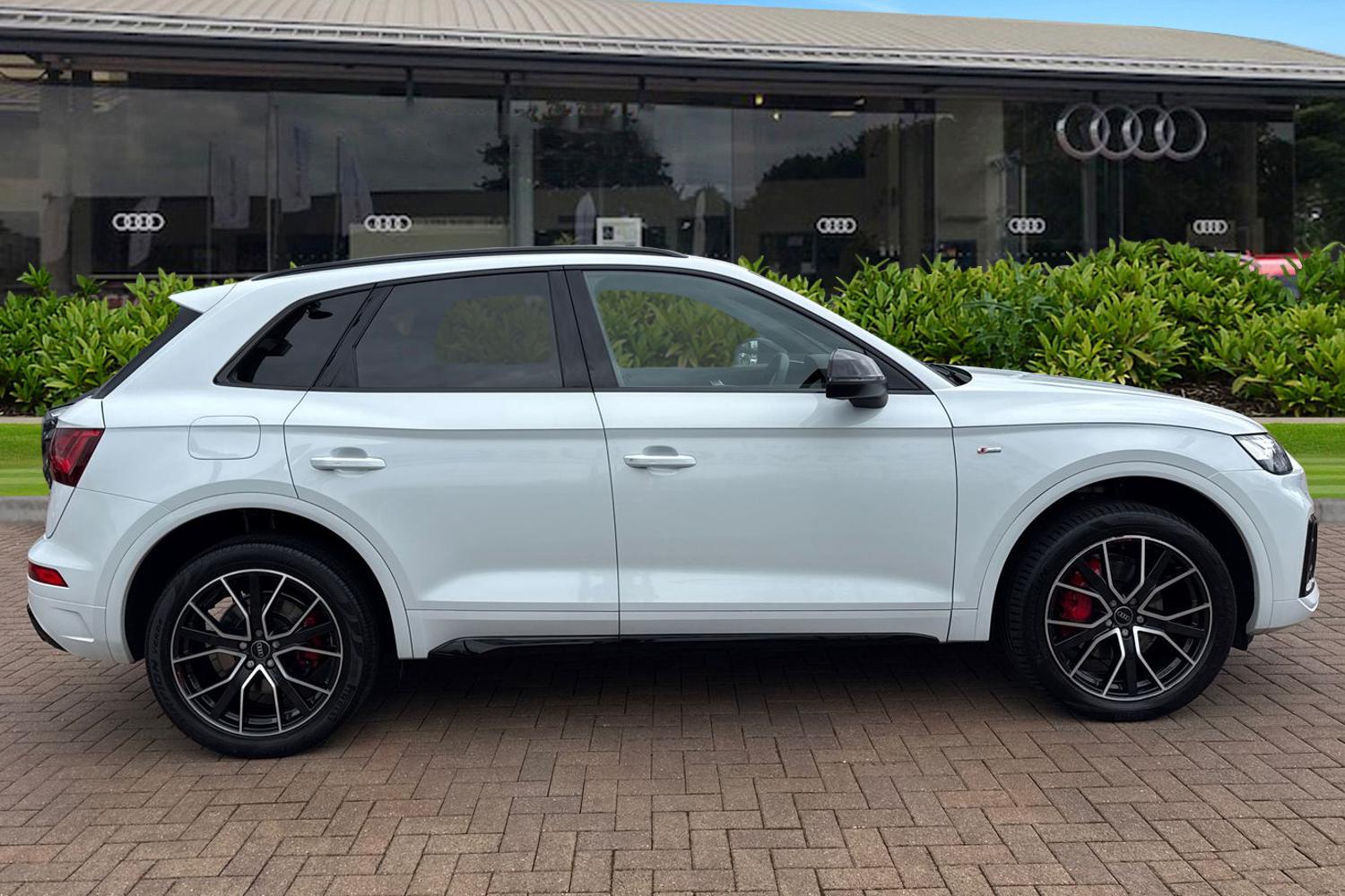 Used Audi Q5 2023 for sale - 77862885: Photo 3