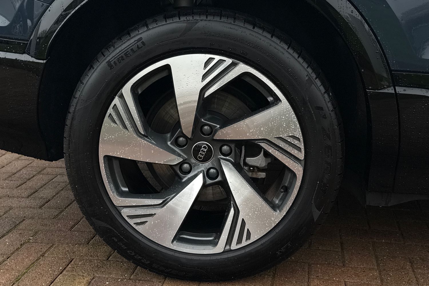 Used Audi Q6 e-tron 2025 for sale - 76968055: Photo 10