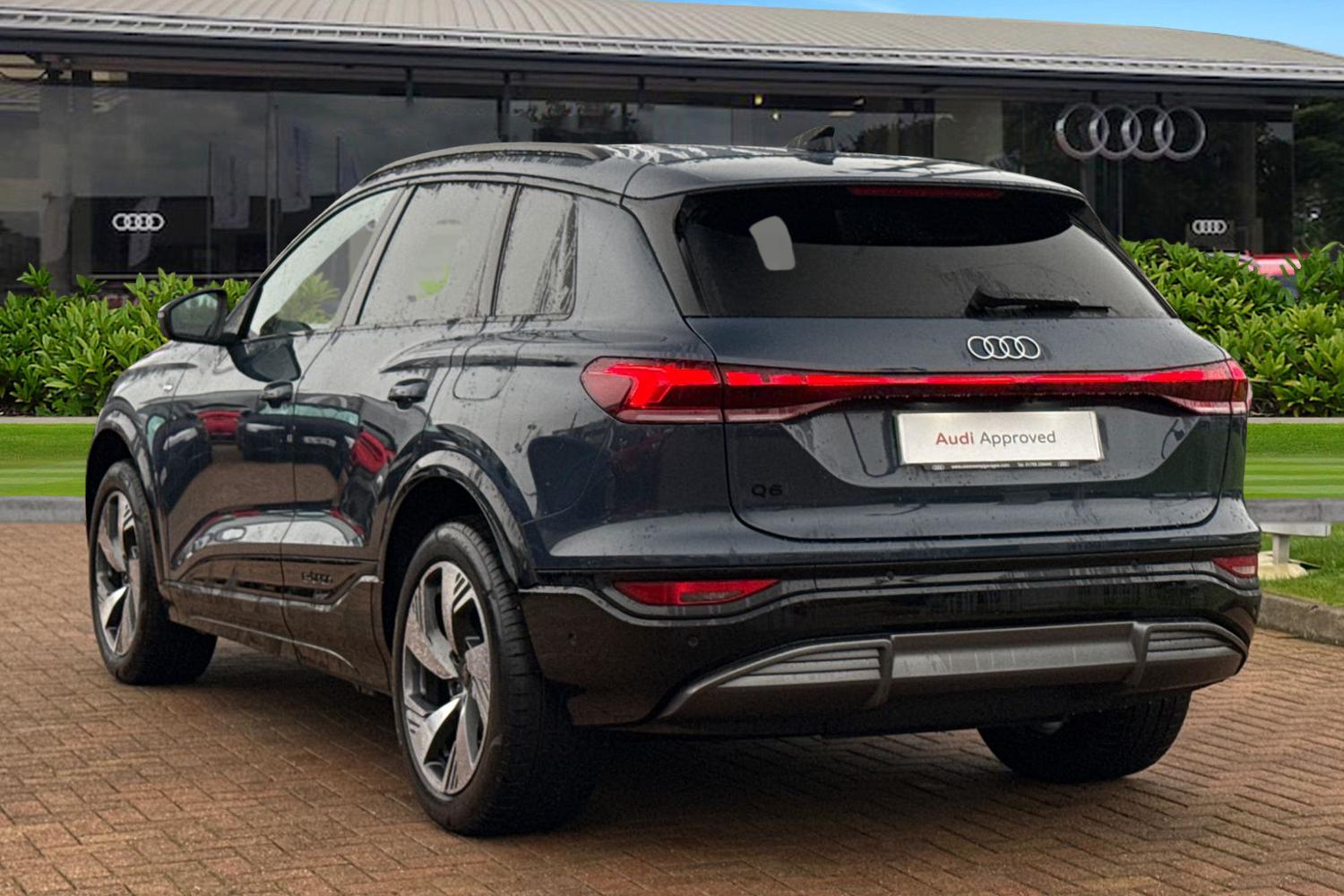 Used Audi Q6 e-tron 2025 for sale - 76968055: Photo 2