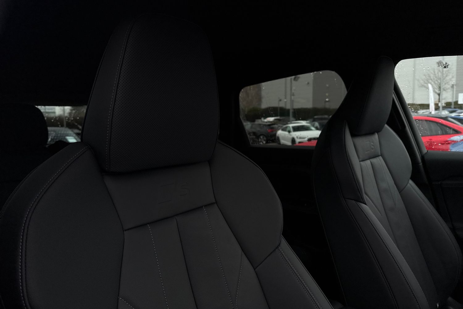 Used Audi Q6 e-tron 2025 for sale - 76968055: Photo 24