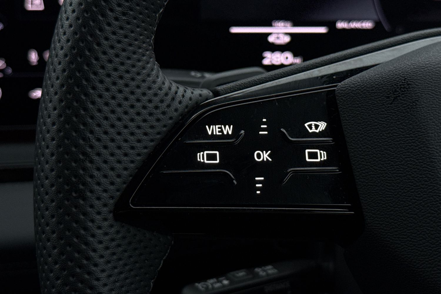 Used Audi Q6 e-tron 2025 for sale - 76968055: Photo 37