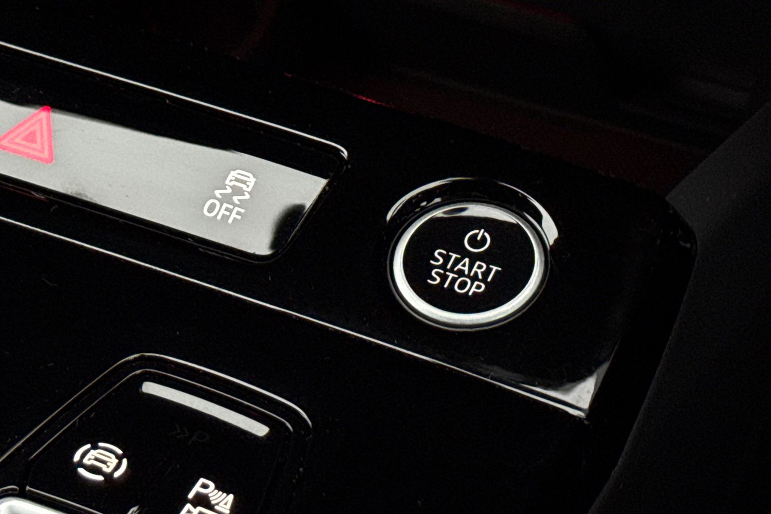 Used Audi Q6 e-tron 2025 for sale - 76968055: Photo 42