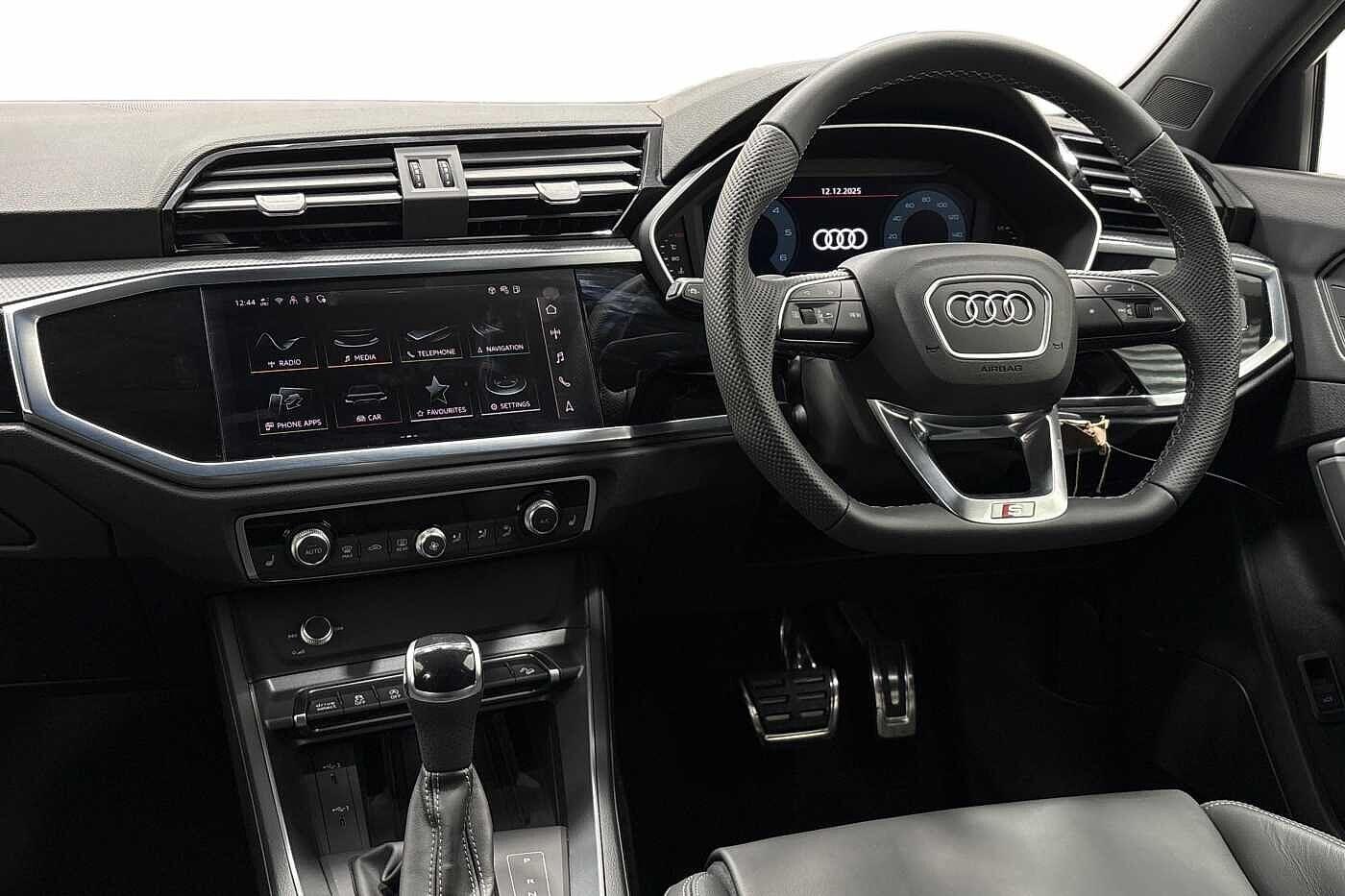 Used Audi Q3 2025 for sale - 77161421: Photo 2