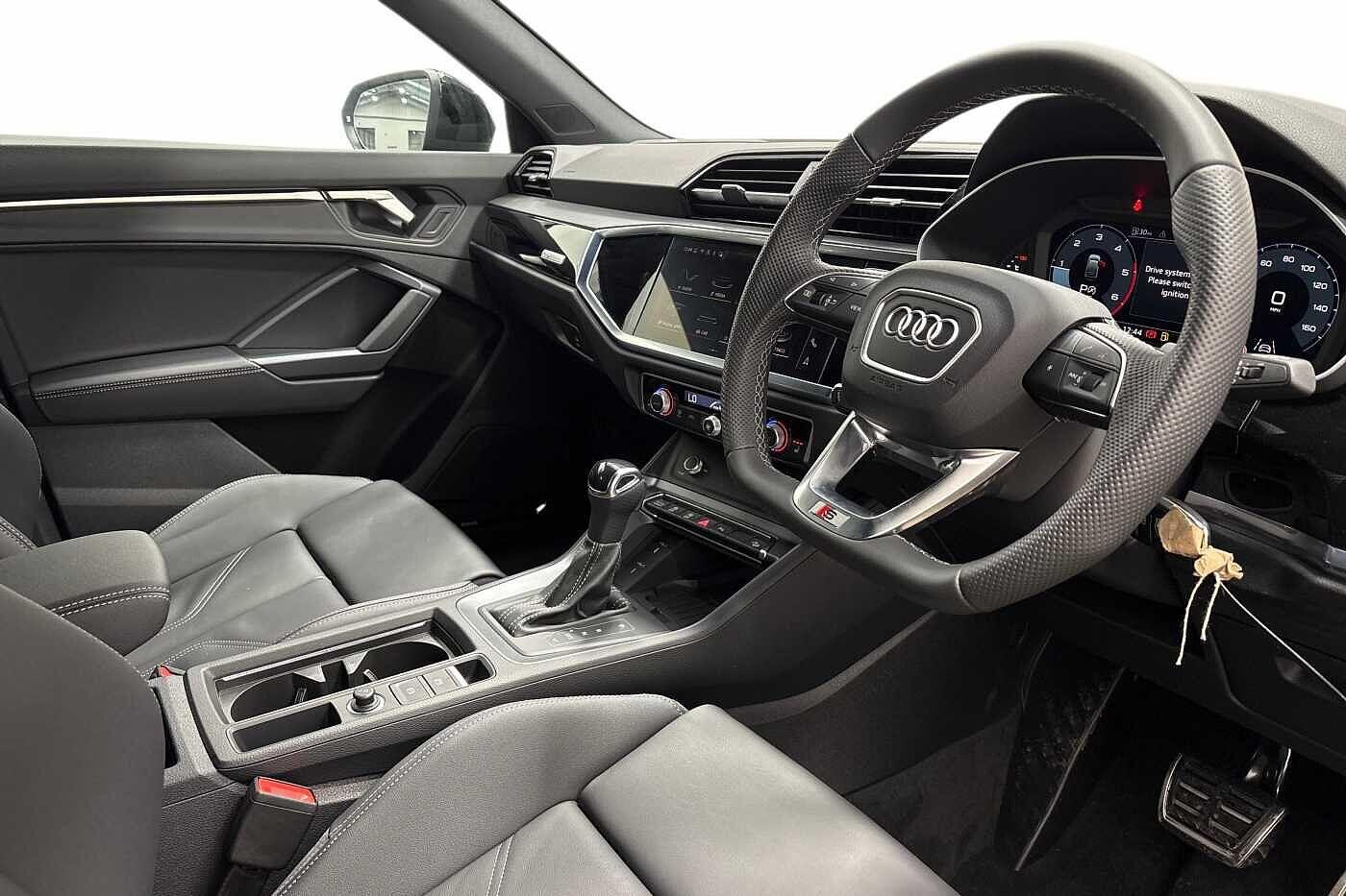 Used Audi Q3 2025 for sale - 77161421: Photo 7