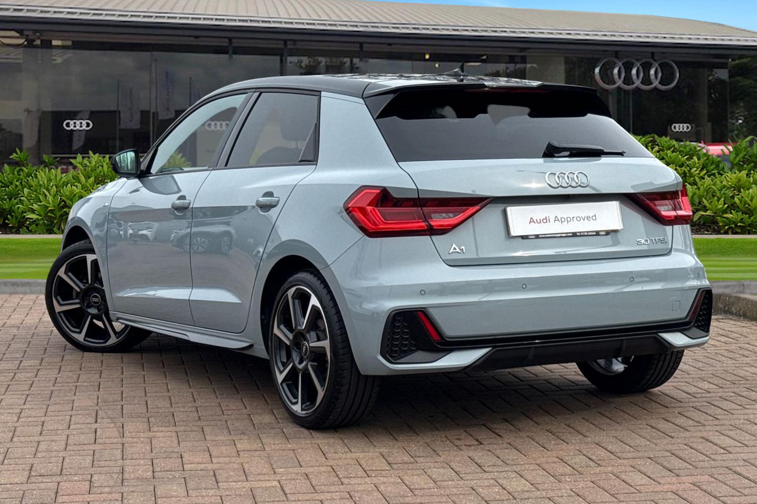 Used Audi A1 2023 for sale - 77996572: Photo 2