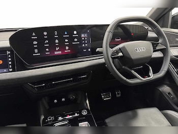 Used Audi Q6 e-tron 2025 for sale - 76590520: Photo
