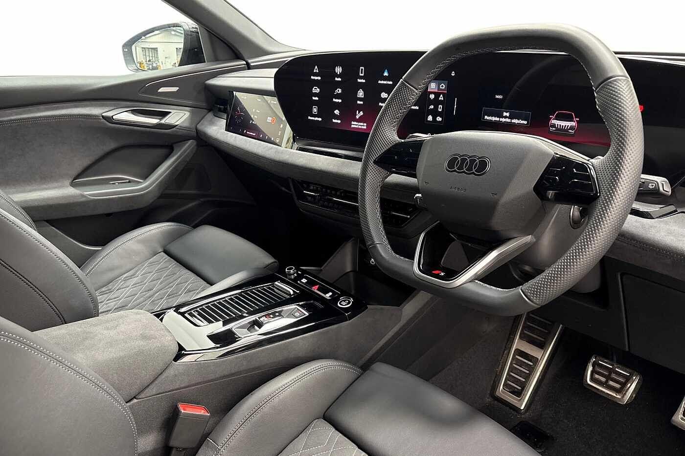 Used Audi Q6 e-tron 2025 for sale - 76590520: Photo 6
