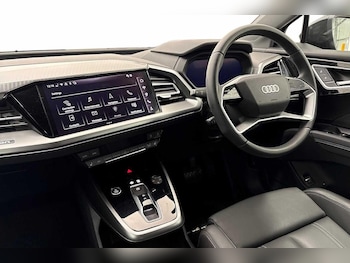 Used Audi Q4 e-tron 2025 for sale - 79184882: Photo