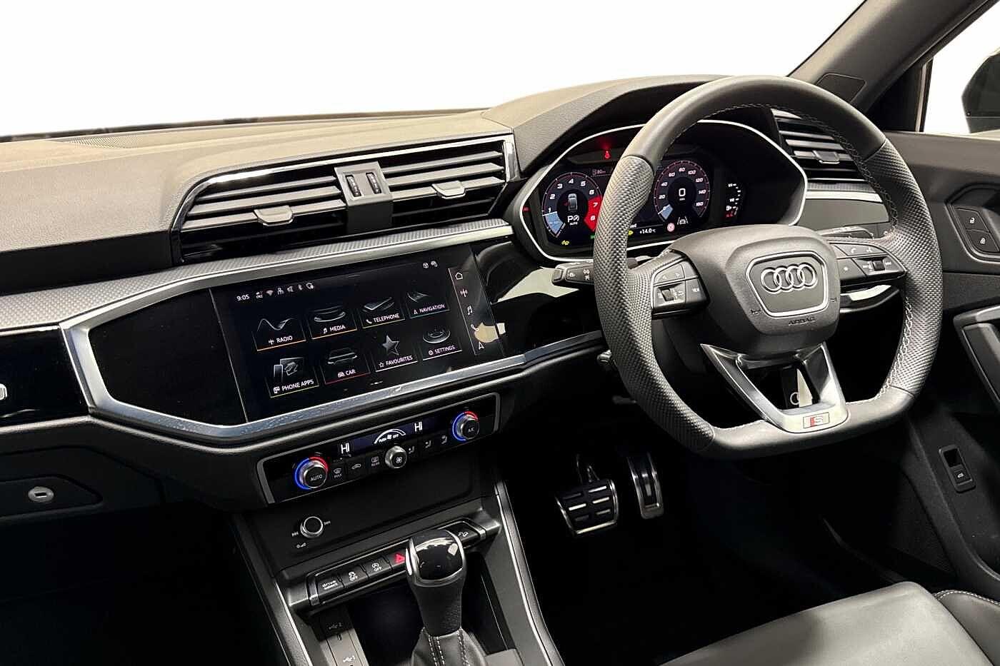 Used Audi Q3 2025 for sale - 76520061: Photo 2