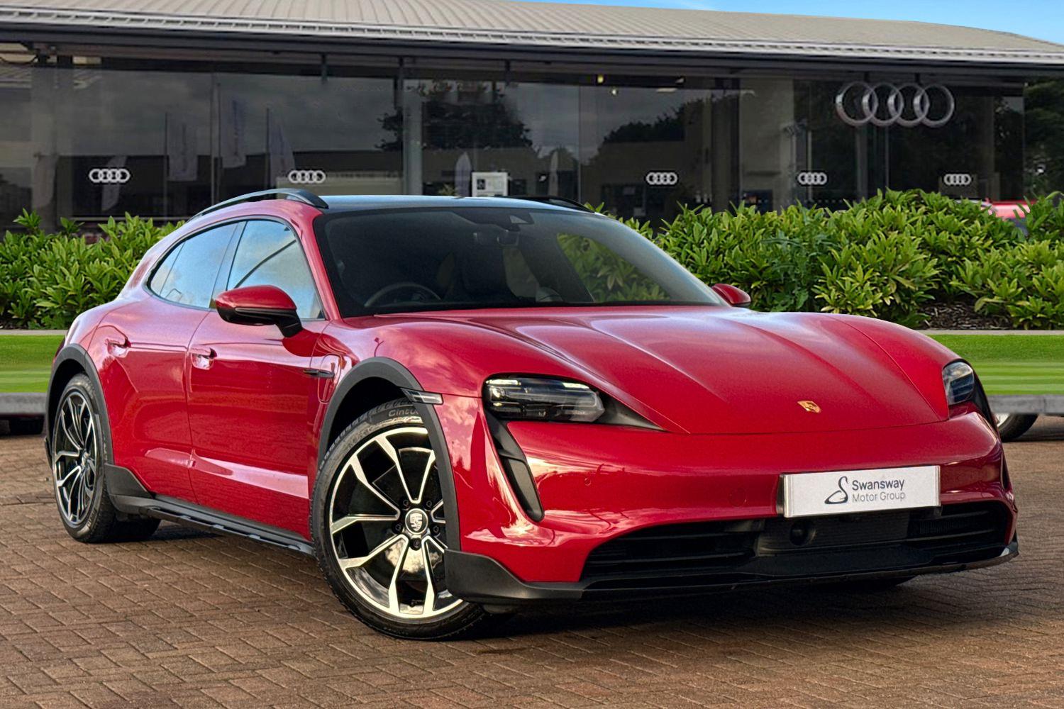 Used Porsche Taycan 2023 for sale - 76896225: Photo 1