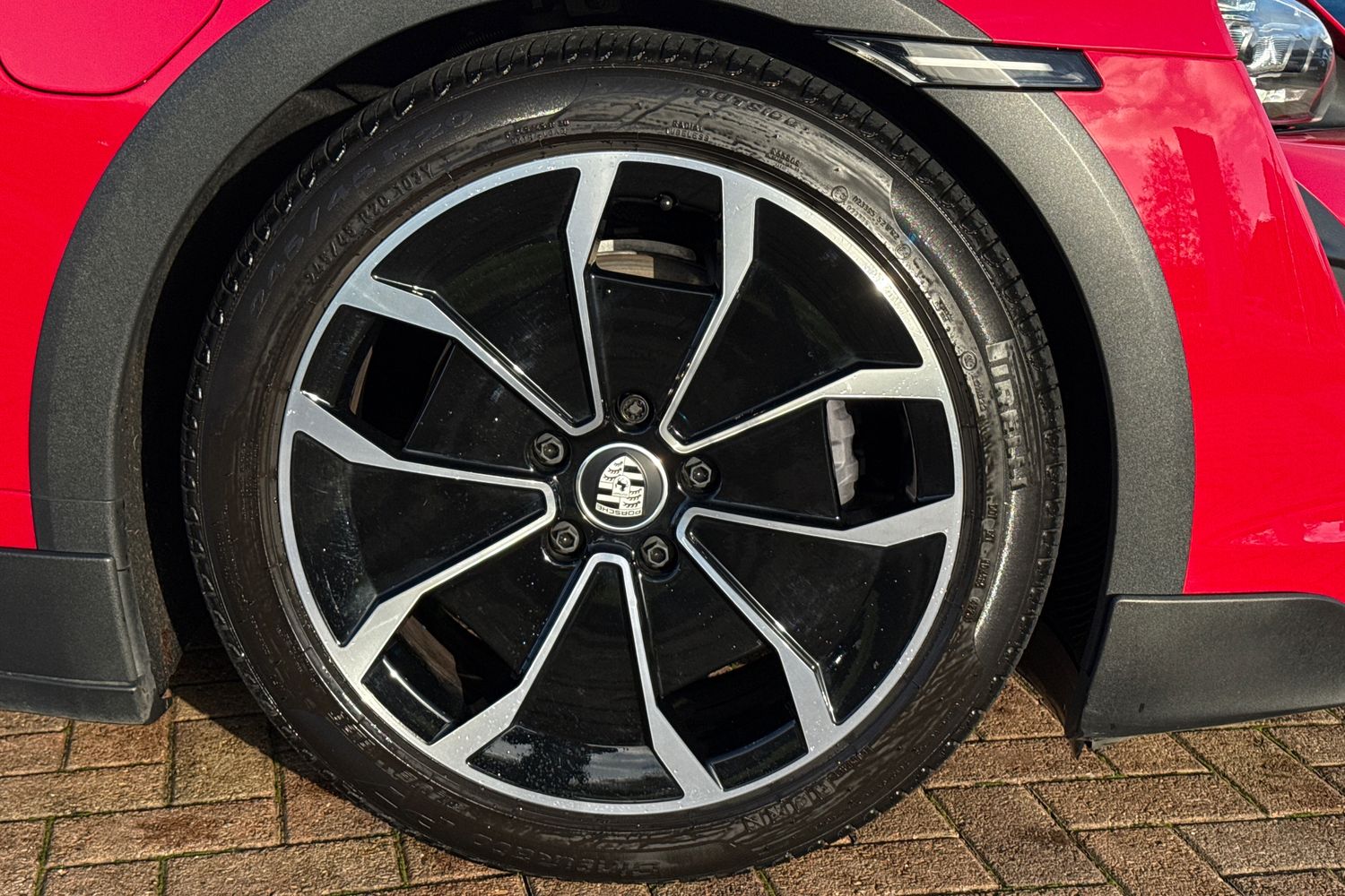 Used Porsche Taycan 2023 for sale - 76896225: Photo 12