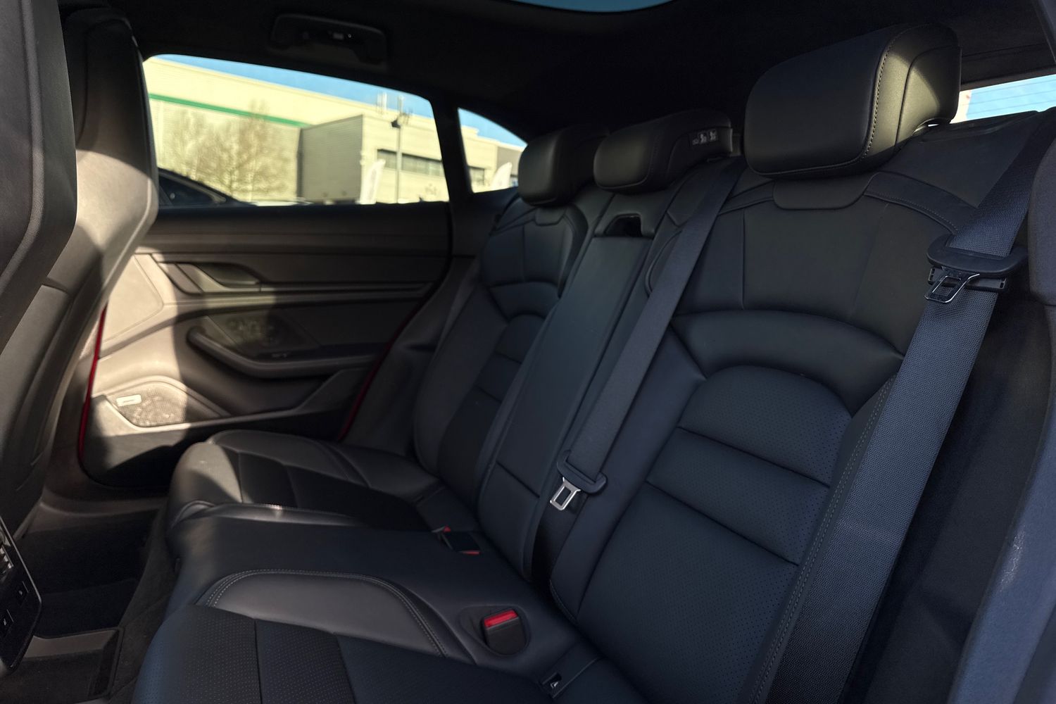 Used Porsche Taycan 2023 for sale - 76896225: Photo 19