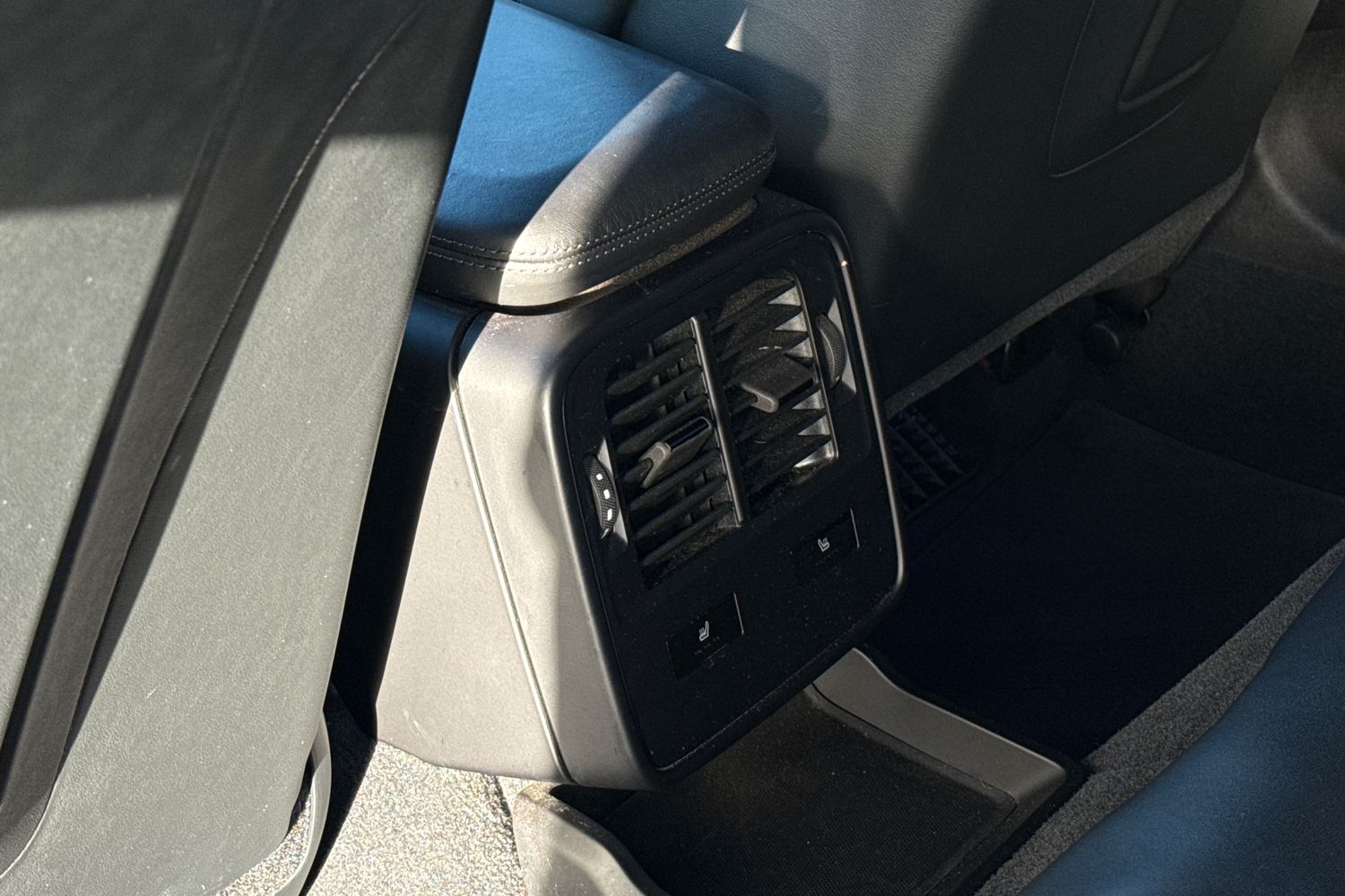 Used Porsche Taycan 2023 for sale - 76896225: Photo 31