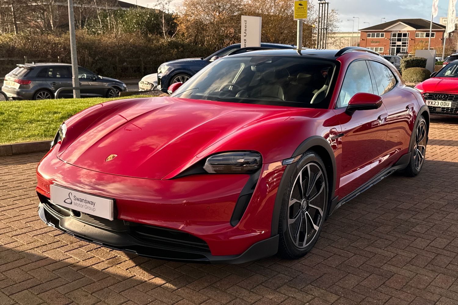 Used Porsche Taycan 2023 for sale - 76896225: Photo 60