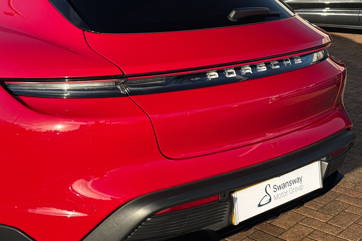 Used Porsche Taycan 2023 for sale - 76896225: Photo 8