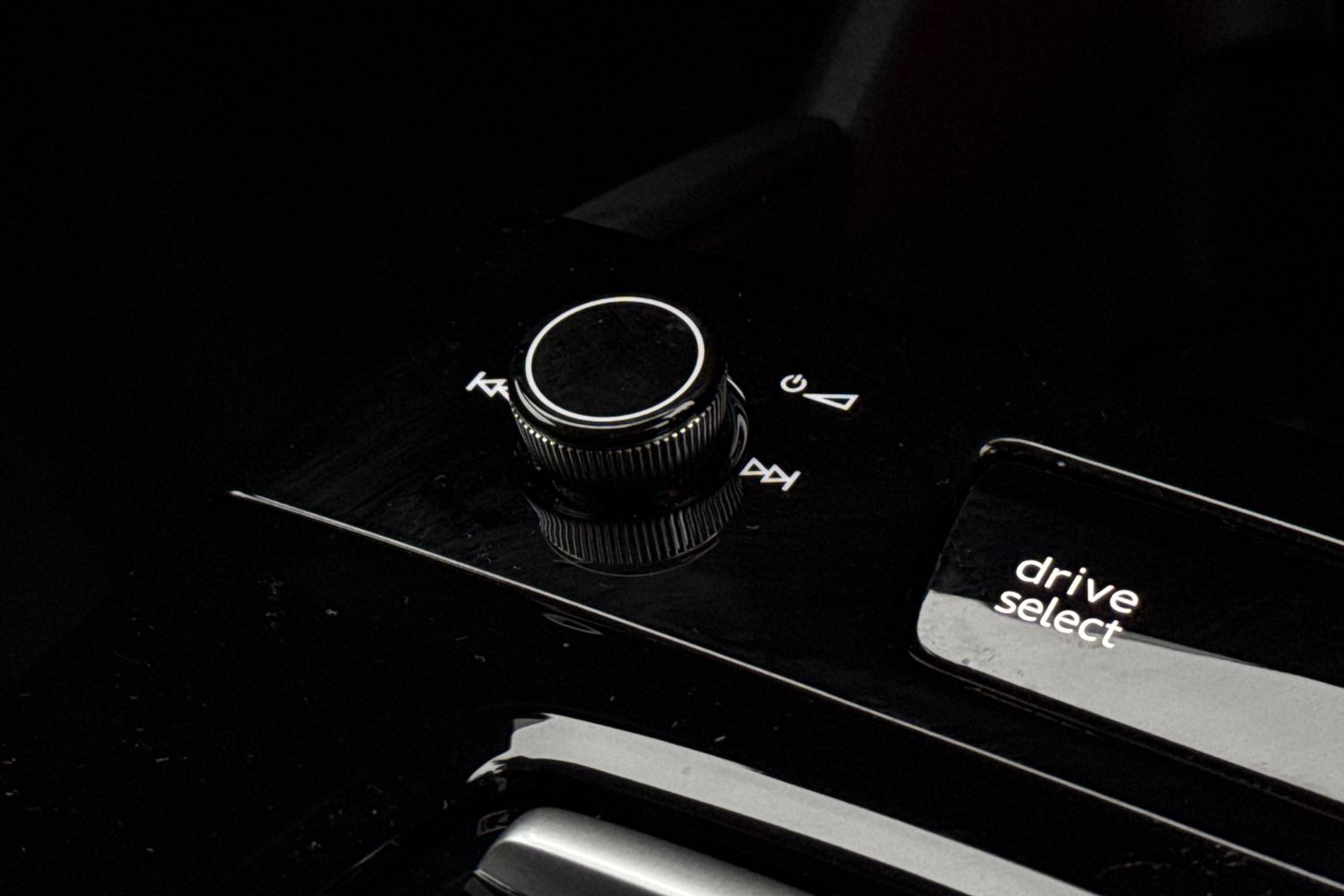 Used Audi Q6 e-tron 2025 for sale - 77661677: Photo 46