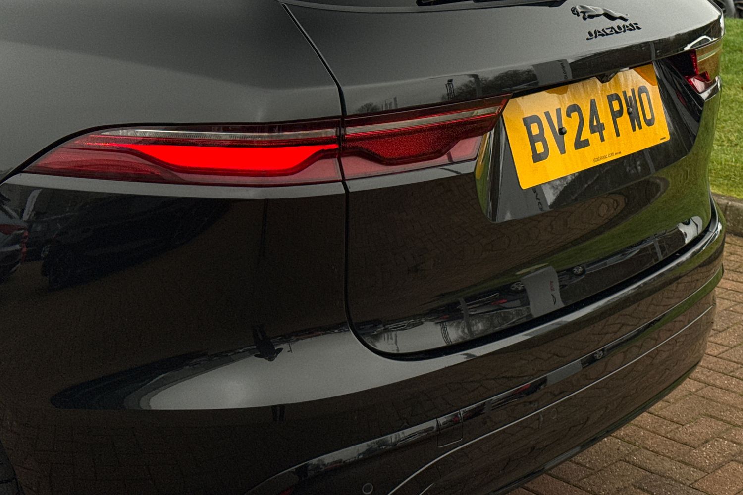 Used Jaguar F-Pace 2024 for sale - 77514904: Photo 8