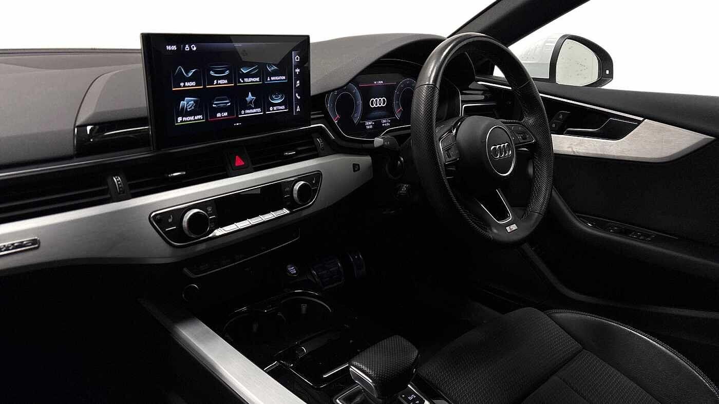 Used Audi A5 2023 for sale - 77666323: Photo 2