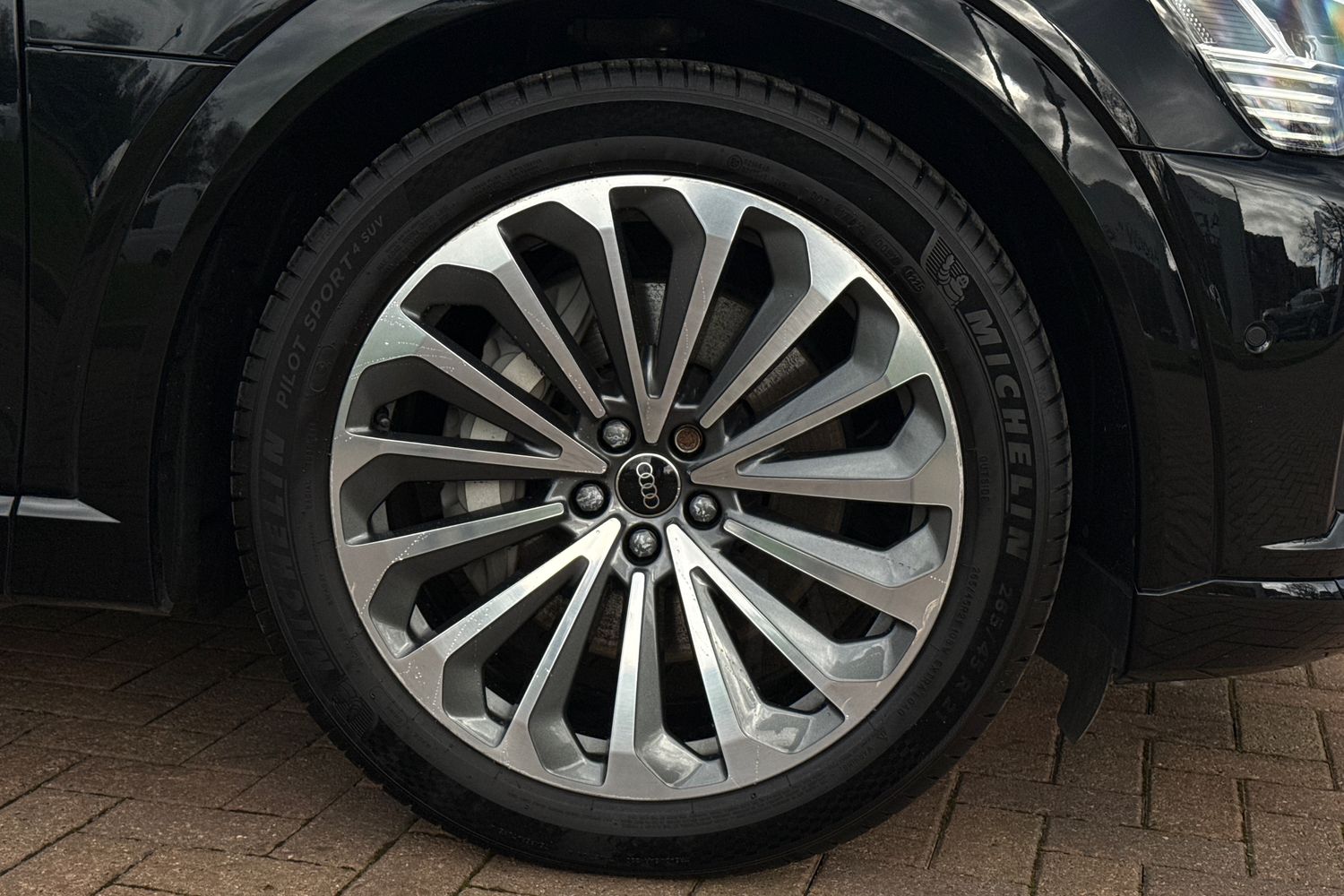 Used Audi Q8 2023 for sale - 78024722: Photo 13