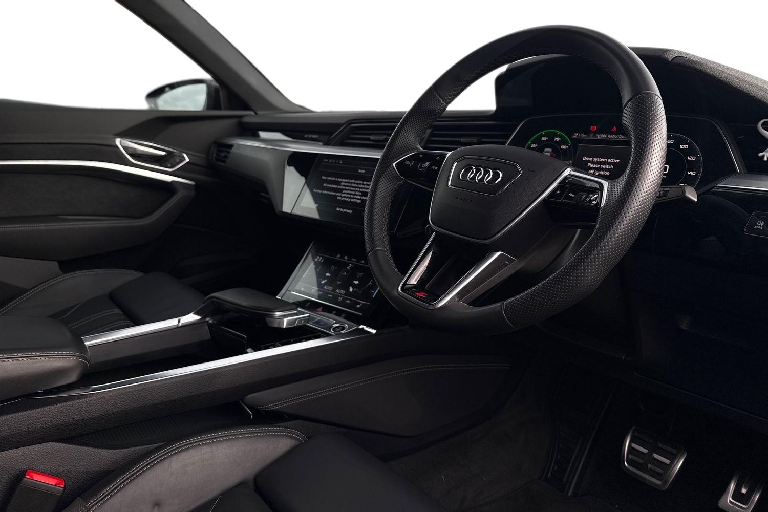 Used Audi Q8 2023 for sale - 78024722: Photo 14