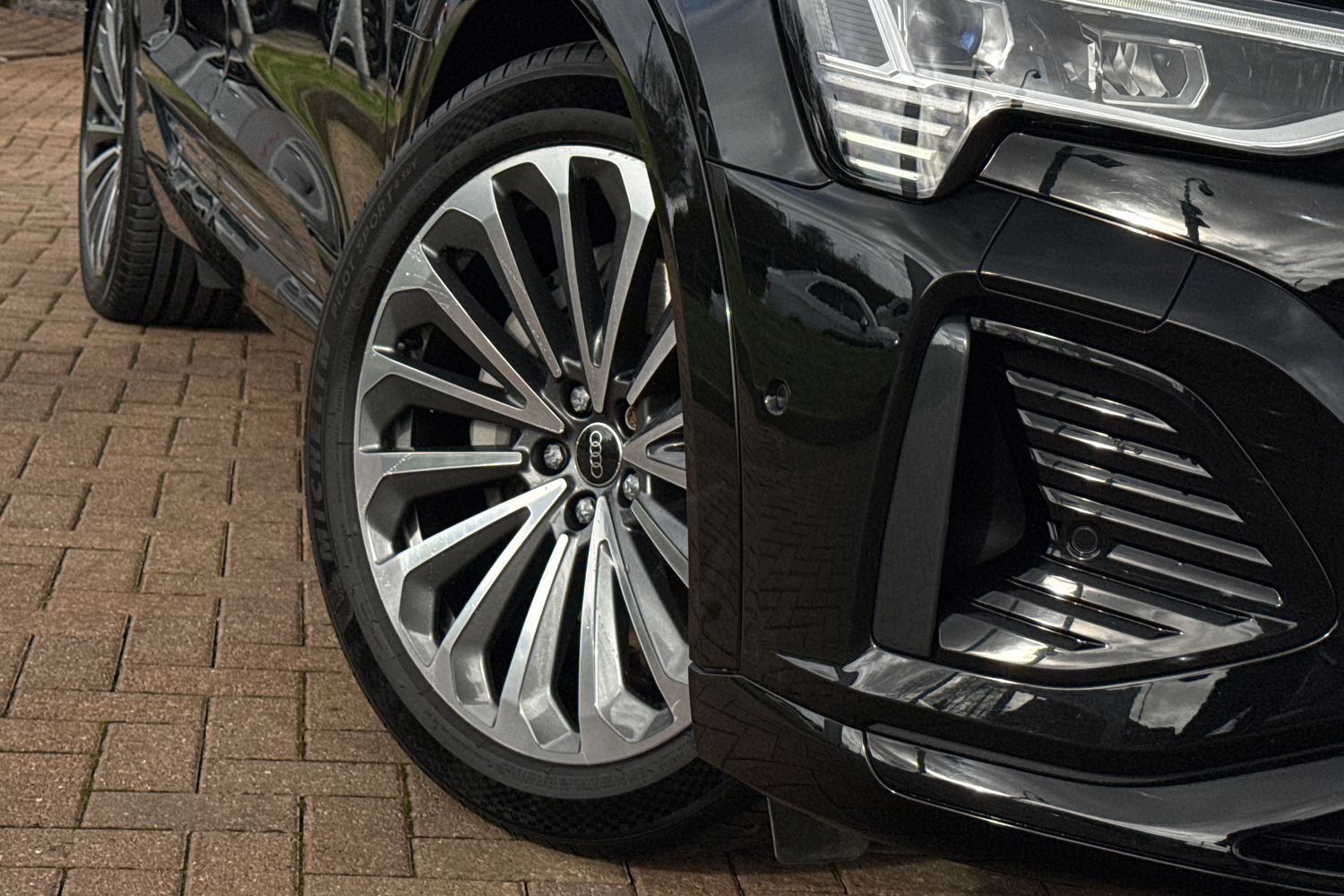 Used Audi Q8 2023 for sale - 78024722: Photo 26