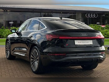 Used Audi Q8 e-tron 2023 for sale - 78024722: Photo