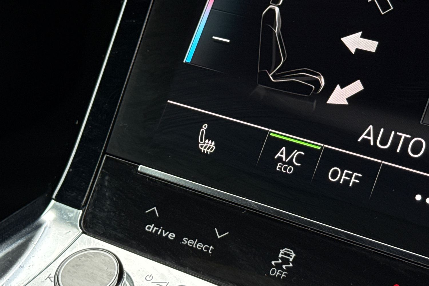 Used Audi Q8 2023 for sale - 78024722: Photo 44