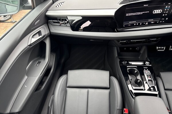 Used Audi Q6 e-tron 2025 for sale - 76232574: Photo 20