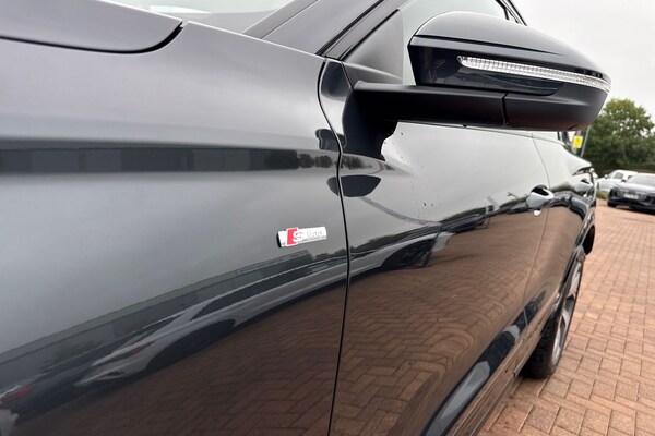Used Audi Q6 e-tron 2025 for sale - 76232574: Photo 30