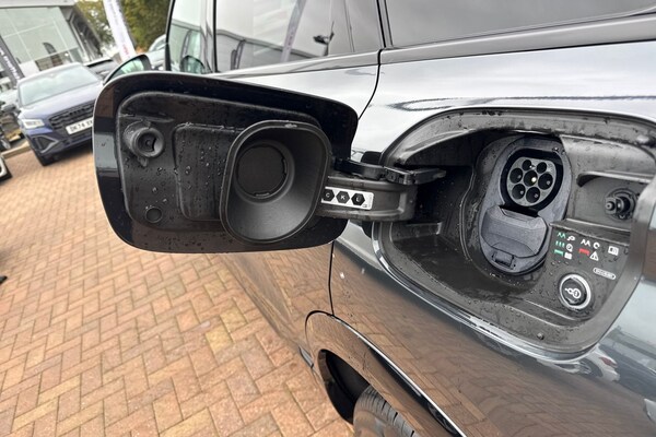 Used Audi Q6 e-tron 2025 for sale - 76232574: Photo 41
