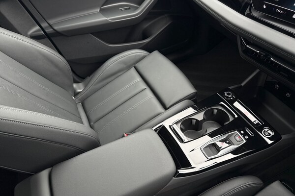 Used Audi Q6 e-tron 2025 for sale - 76232574: Photo 61