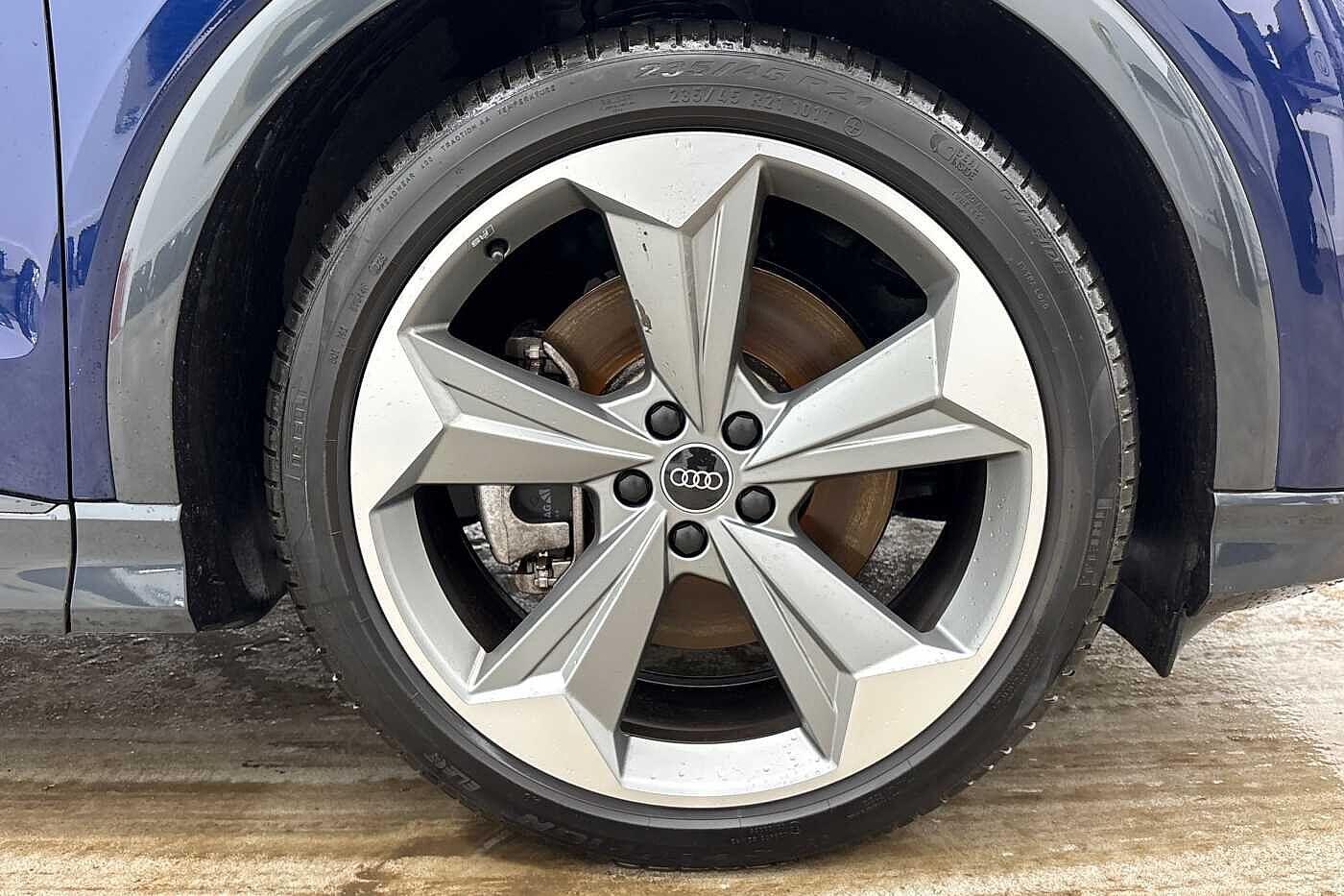 Used Audi Q4 e-tron 2025 for sale - 77546359: Photo 6