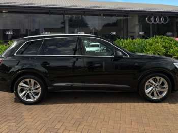 Used Audi Q7 2025 for sale - 74743430: Photo