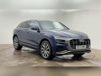 Audi - Q8