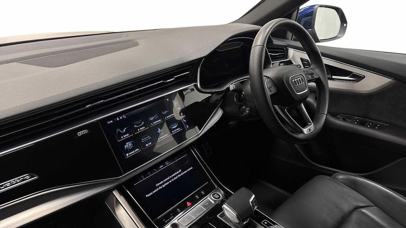 Used Audi Q8 2022 for sale - 76194071: Photo 2